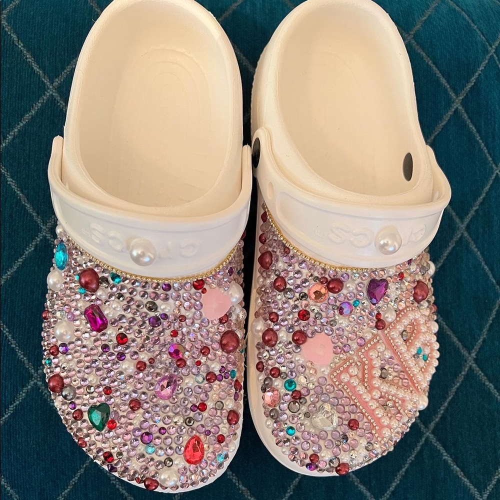 Custom crocs - Picture 2 of 5